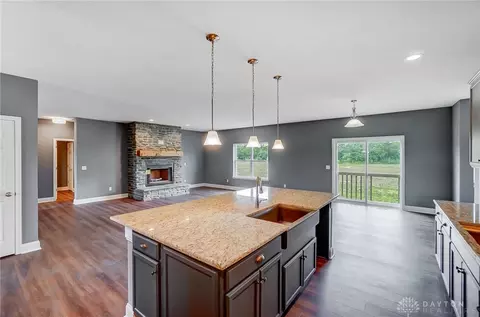 5227 Fowler Rd, Mad River Township, OH 45502 photo 18