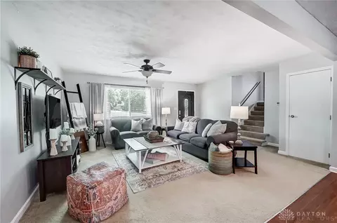 9831 Shawnee Trl, Centerville, OH 45458 photo 4