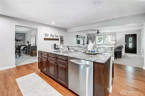 9831 Shawnee Trl, Centerville, OH 45458 photo 12