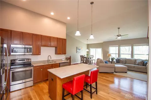 Kitchen - 597 Hafton Ct, Maineville, OH 45039 photo 1 of 4