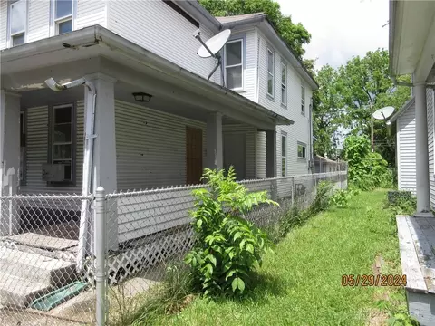 Exterior - 220 Euclid Ave, Springfield, OH 45505 photo 1 of 6