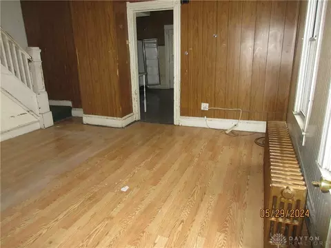 Living - 220 Euclid Ave, Springfield, OH 45505 photo 3 of 6