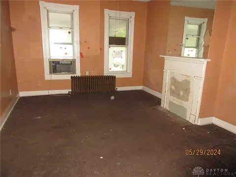 Living - 220 Euclid Ave, Springfield, OH 45505 photo 6 of 6