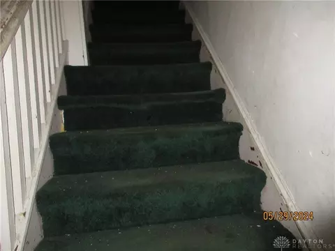 Entry Way - 220 Euclid Ave, Springfield, OH 45505 photo 2 of 2