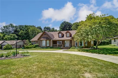1209 Edition Dr, Dayton, OH 45434