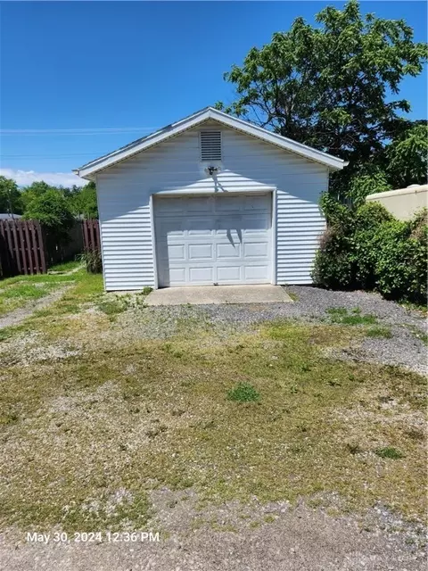 Exterior - 736 N Main St, Marion, OH 43302 photo 10 of 18