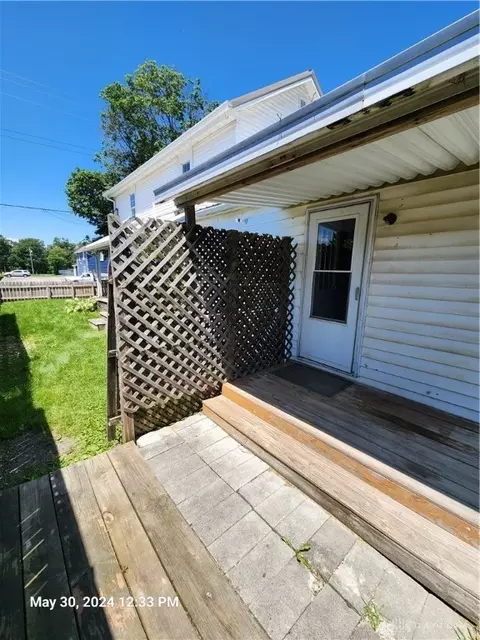 Exterior - 736 N Main St, Marion, OH 43302 photo 5 of 18