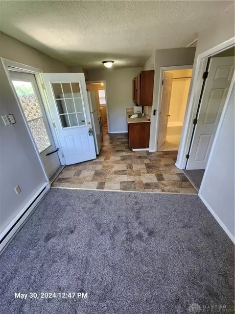 Entry Way - 736 N Main St, Marion, OH 43302 photo 2 of 7