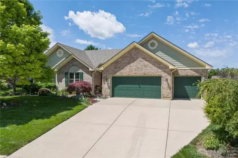 111 Mendy Ct, Englewood, OH 45322