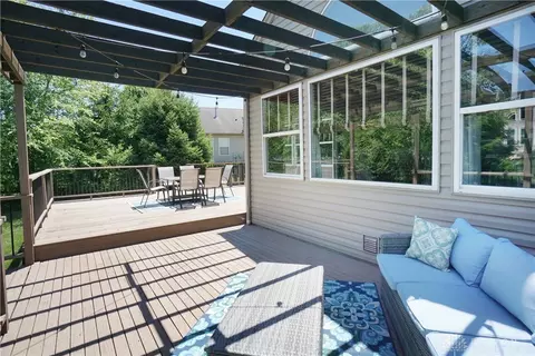 Exterior - 868 Thornton Dr, Morrow, OH 45152 photo 7 of 13