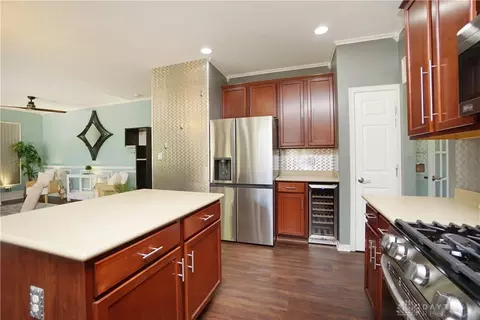 Kitchen - 868 Thornton Dr, Morrow, OH 45152 photo 6 of 7