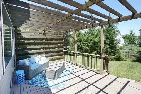 Exterior - 868 Thornton Dr, Morrow, OH 45152 photo 6 of 13