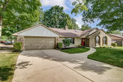 9361 Ambershire Dr, Dayton, OH 45458