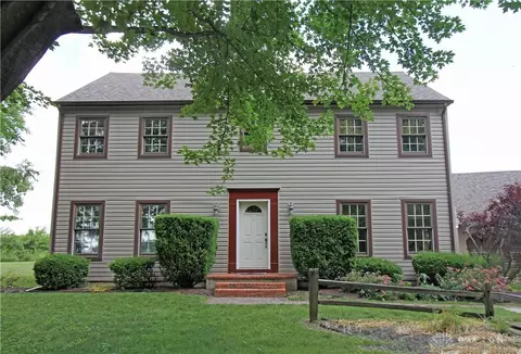 3803 N Rugged Hill Dr, Casstown, OH 45312