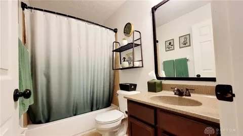 1435 Phoenix Pl, Dayton, OH 45420 photo 9