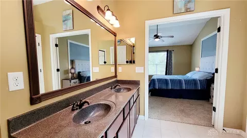 1435 Phoenix Pl, Dayton, OH 45420 photo 32