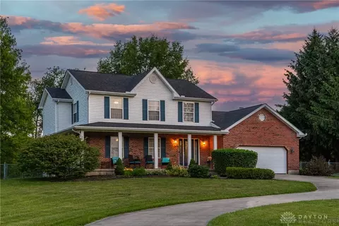 1031 Pinto Dr, Fairborn, OH 45324