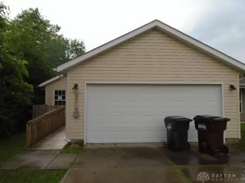 2218 Nomad Ave, Dayton, OH 45414