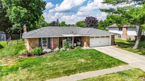 6075 Honeygate Dr, Dayton, OH 45424