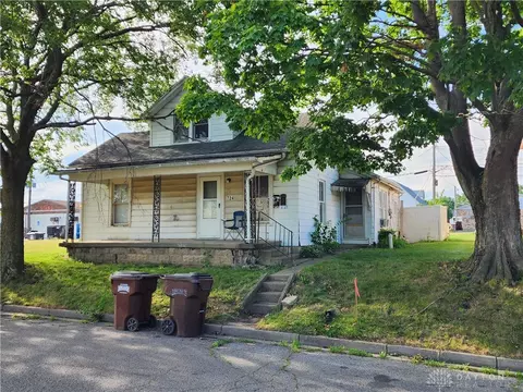 724 Trumbull St, Xenia, OH 45385