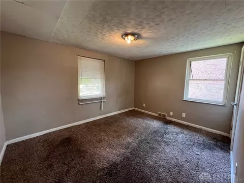 Bedroom - 818 Overlook Ave, Cincinnati, OH 45238 photo 1 of 2