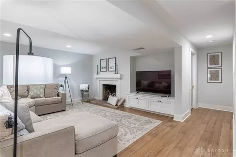 Living - 264 Castle Dr, Kettering, OH 45429 photo 3 of 3