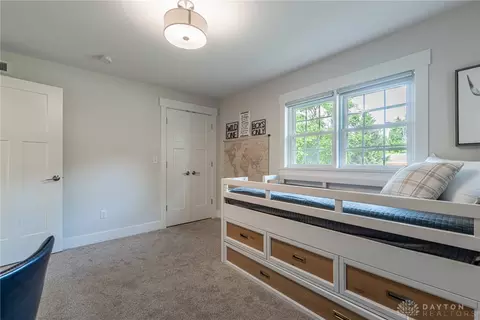 Bedroom - 264 Castle Dr, Kettering, OH 45429 photo 4 of 9
