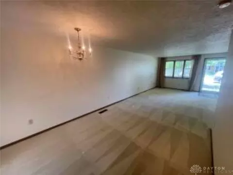 4515 Tacoma St, Springfield, OH 45503 photo 4