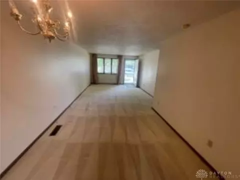 4515 Tacoma St, Springfield, OH 45503 photo 3