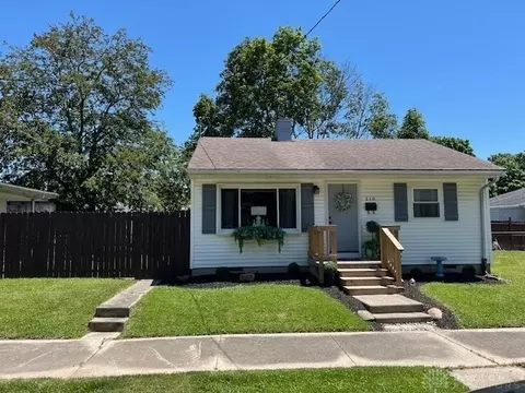 210 N Cherry St, Eaton, OH 45320