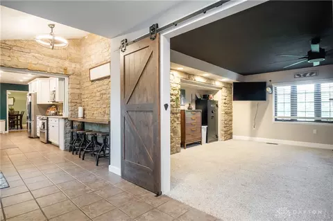 Entry Way - 894 E Court St, Sidney, OH 45365 photo 7 of 13