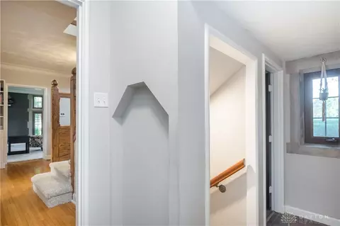 Entry Way - 894 E Court St, Sidney, OH 45365 photo 10 of 13