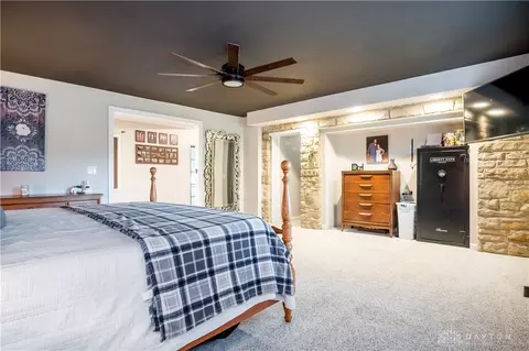 Bedroom - 894 E Court St, Sidney, OH 45365 photo 2 of 11