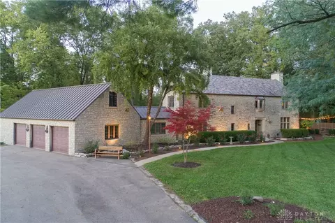 Exterior - 894 E Court St, Sidney, OH 45365 photo 2 of 30