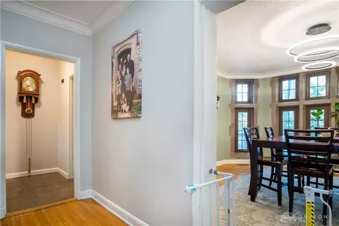 Entry Way - 894 E Court St, Sidney, OH 45365 photo 3 of 13