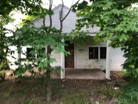 1801 Neff Rd, Dayton, OH 45414