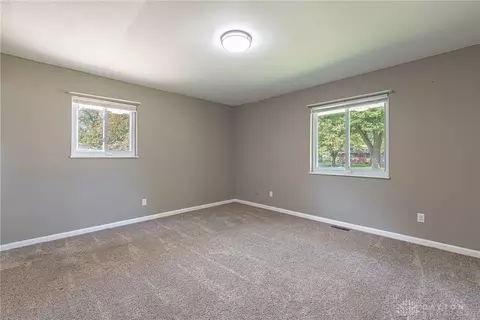 Bedroom - 5282 Applecreek Rd, Centerville, OH 45429 photo 2 of 7