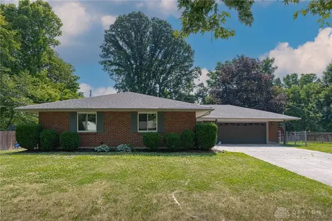 Exterior - 5282 Applecreek Rd, Centerville, OH 45429 photo 7 of 7