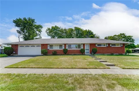5000 Pepper Dr, Dayton, OH 45424