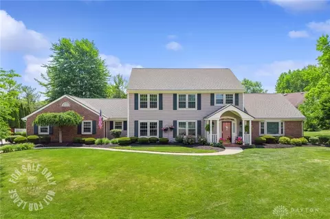 2126 Hunters Bluff Ct, Dayton, OH 45458