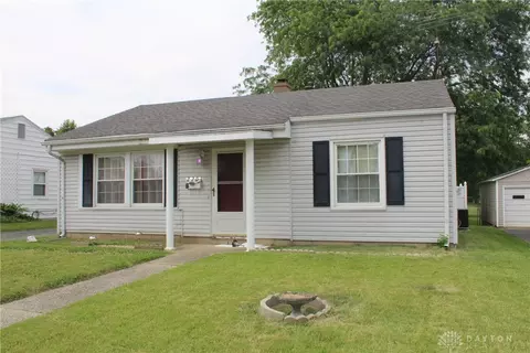 2202 N Hadley Rd, Springfield, OH 45505 photo 2