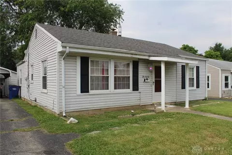 2202 N Hadley Rd, Springfield, OH 45505 photo 3