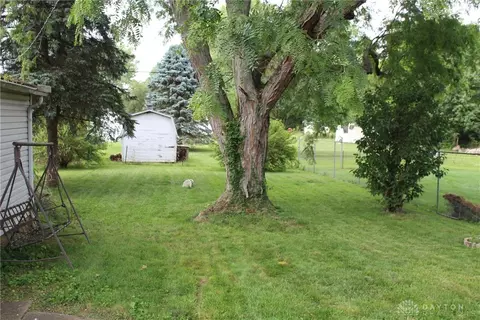 2202 N Hadley Rd, Springfield, OH 45505 photo 6