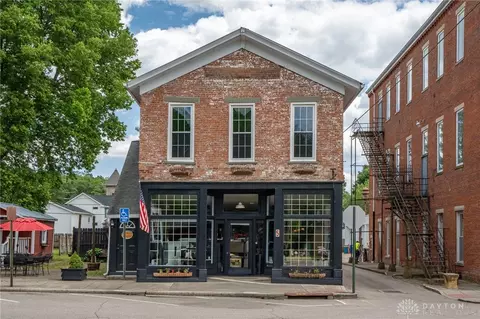 5 W Main St, Spring Valley, OH 45370