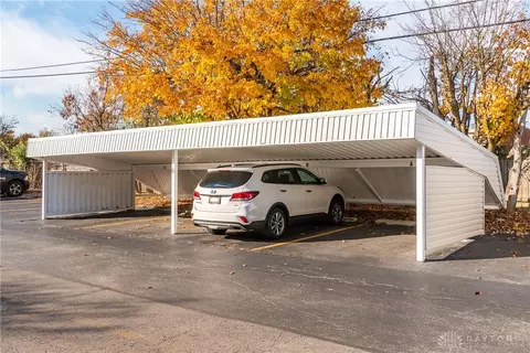 5650 W Coach Dr #17, Kettering, OH 45440 photo 33