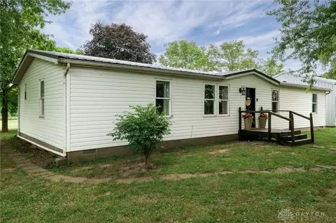 1404 Levo Rd, New Vienna, OH 45159