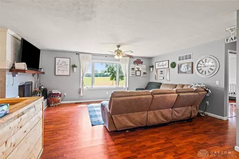10189 Eby Rd, Germantown, OH 45327 photo 11
