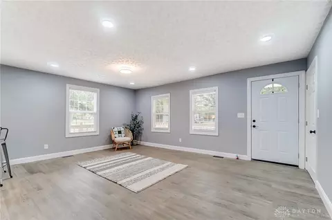 2825 Linden Ave, Springfield, OH 45505 photo 6