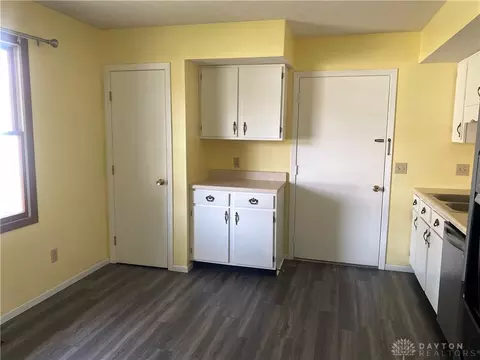 Kitchen - 3121 Argonne Ln, Springfield, OH 45503 photo 2 of 2