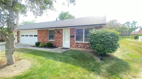 3121 Argonne Ln, Springfield, OH 45503